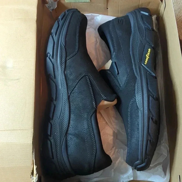 Skechers Men's Respected-Calum Goodyear Rubber Low Profile Leather  Size 13 - Picture 4 of 6